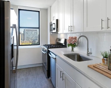 East 31st Street - Photo Thumbnail 1