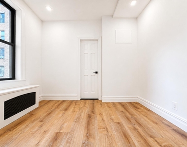 308 West 104th Street - Photo Thumbnail 8