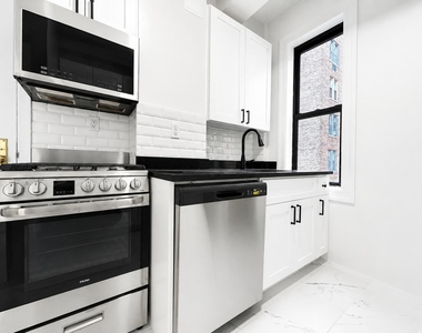 308 West 104th Street - Photo Thumbnail 10