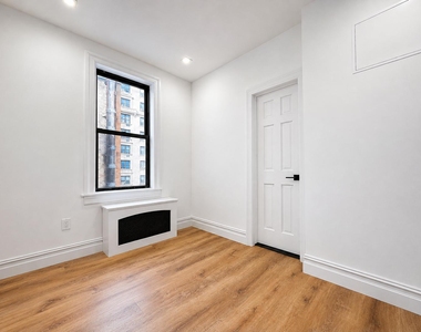 308 West 104th Street - Photo Thumbnail 7