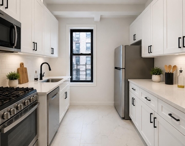 308 West 104th Street - Photo Thumbnail 5
