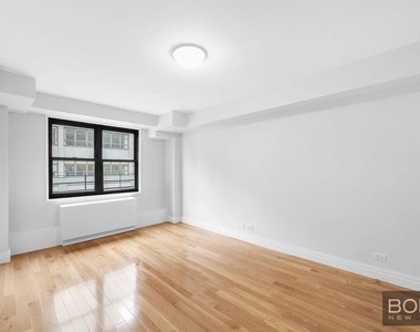 East 33rd Street - Photo Thumbnail 5