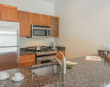 4 Emerson Place - Photo Thumbnail 5