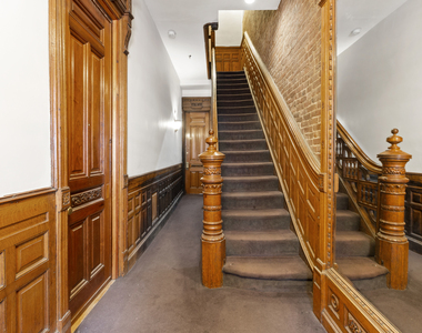 118 W 81st St - Photo Thumbnail 3