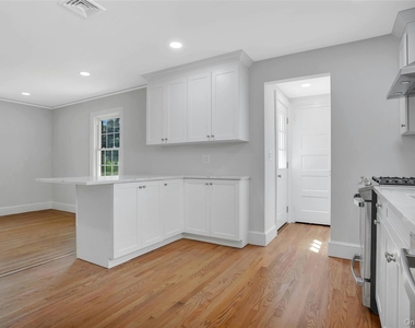 92 Hillside Avenue - Photo Thumbnail 11