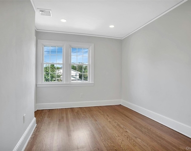 92 Hillside Avenue - Photo Thumbnail 19