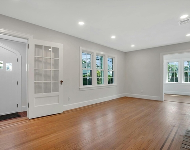 92 Hillside Avenue - Photo Thumbnail 4