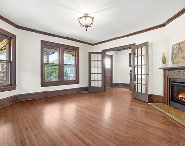834 John Street - Photo Thumbnail 6