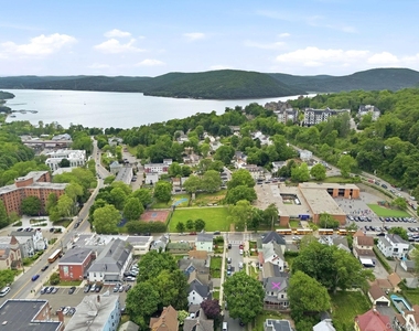 834 John Street - Photo Thumbnail 32