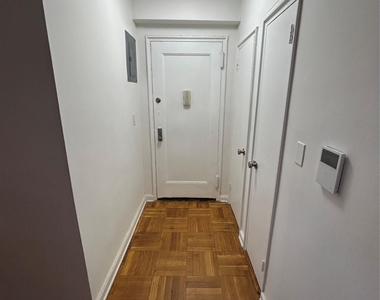 210 Pelham Road - Photo Thumbnail 11