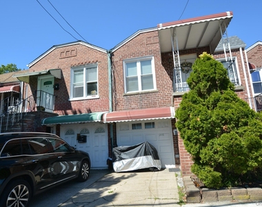 84-26 Little Neck Parkway - Photo Thumbnail 13