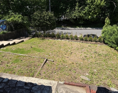 9 Franklin Street - Photo Thumbnail 10