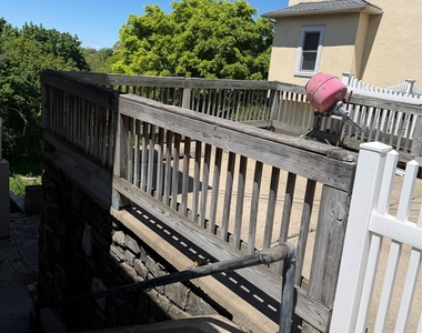 9 Franklin Street - Photo Thumbnail 8