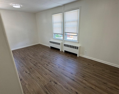 9 Franklin Street - Photo Thumbnail 5