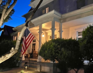 11 Maurice Avenue - Photo Thumbnail 17
