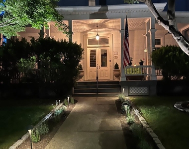 11 Maurice Avenue - Photo Thumbnail 16