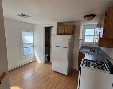 7 Thorne Street - Photo Thumbnail 12
