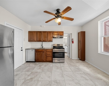 402 Jericho Turnpike - Photo Thumbnail 3