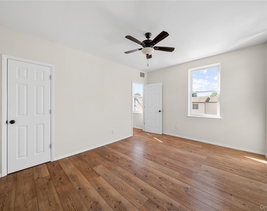 402 Jericho Turnpike - Photo Thumbnail 10