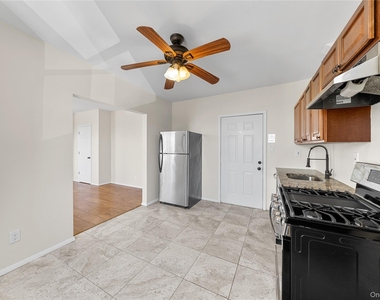 402 Jericho Turnpike - Photo Thumbnail 4