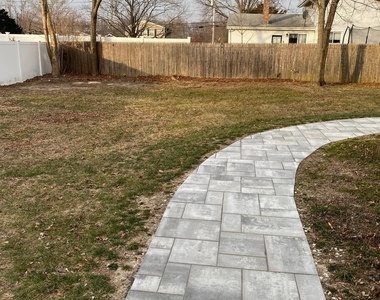 36 Oneida Avenue - Photo Thumbnail 23