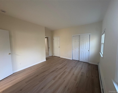 54 Old Brook Road - Photo Thumbnail 6