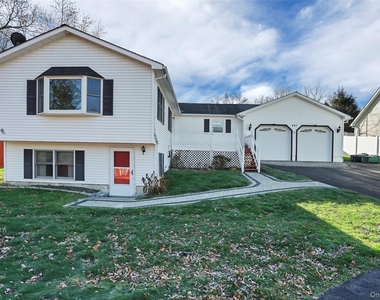 447 Clove Road - Photo Thumbnail 1
