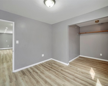 447 Clove Road - Photo Thumbnail 18