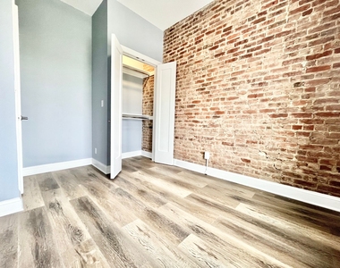 408 59th Street - Photo Thumbnail 7