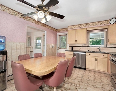 28 Beechwood Avenue - Photo Thumbnail 7