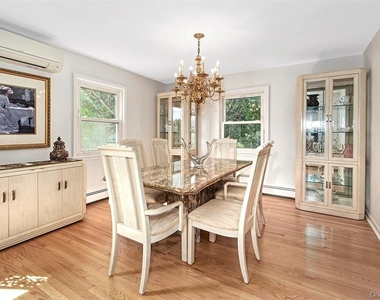 28 Beechwood Avenue - Photo Thumbnail 4