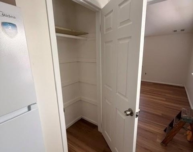 16 Forest Drive - Photo Thumbnail 7
