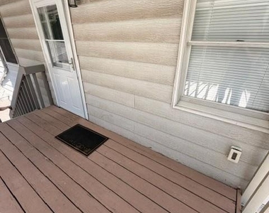 16 Forest Drive - Photo Thumbnail 2