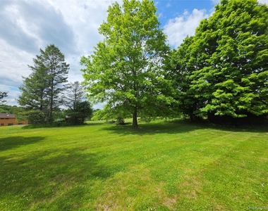 30 Shore Boulevard - Photo Thumbnail 34