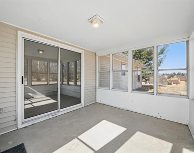 30 Shore Boulevard - Photo Thumbnail 30