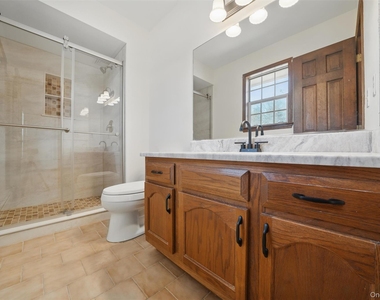 30 Shore Boulevard - Photo Thumbnail 28