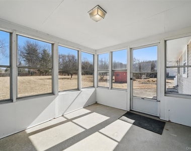 30 Shore Boulevard - Photo Thumbnail 29