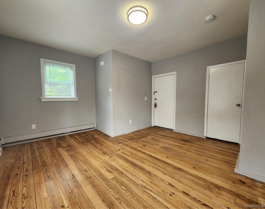 15 Lake Avenue - Photo Thumbnail 7