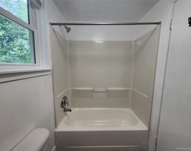 15 Lake Avenue - Photo Thumbnail 15