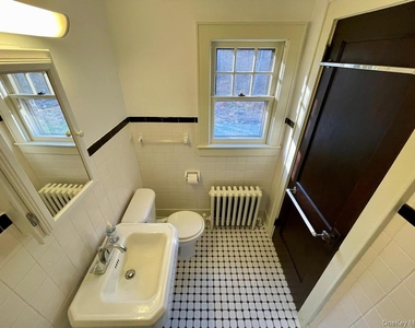 50 Rosetown Road - Photo Thumbnail 15