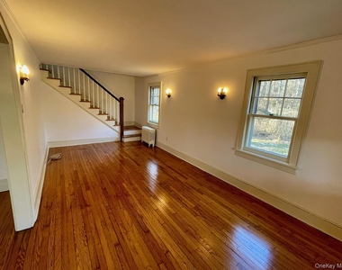 50 Rosetown Road - Photo Thumbnail 5