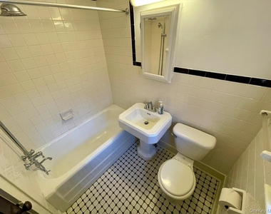 50 Rosetown Road - Photo Thumbnail 16
