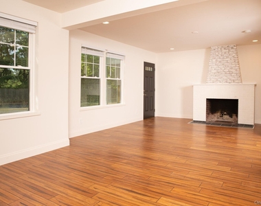 1228 North Avenue - Photo Thumbnail 14