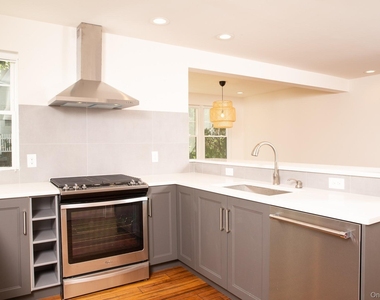 1228 North Avenue - Photo Thumbnail 7
