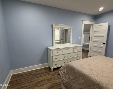 1747 Oneida Street - Photo Thumbnail 19