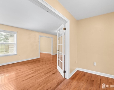19 John Paul Jones Drive - Photo Thumbnail 4