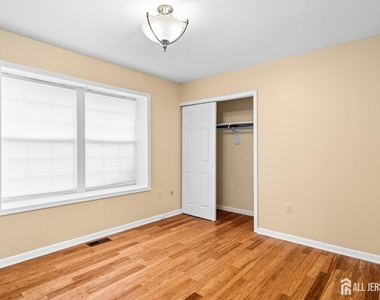 19 John Paul Jones Drive - Photo Thumbnail 10