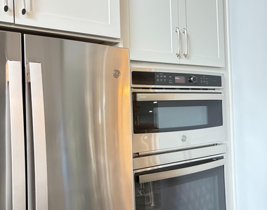 98 Sayre Drive - Photo Thumbnail 12