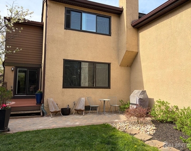 98 Sayre Drive - Photo Thumbnail 22