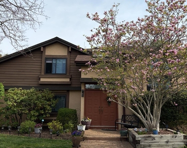 98 Sayre Drive - Photo Thumbnail 1